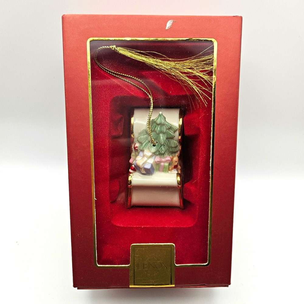 Lenox Christmas Sleigh Ornament Handcrafted Hanging White Gold Green MPN 761400